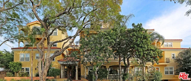 1050 Edinburgh #306, West Hollywood, CA 90046