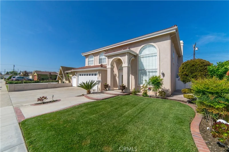 18835 Ibex, Artesia, CA 90701