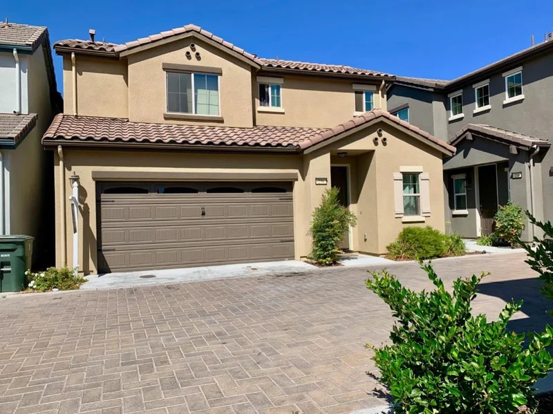 256 Slate, Hollister, CA 95023