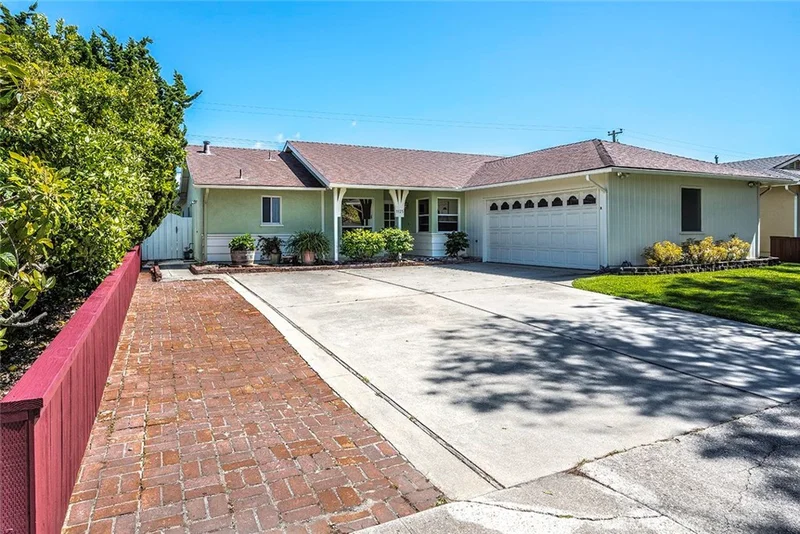 1125 Atascadero, San Luis Obispo, CA 93405