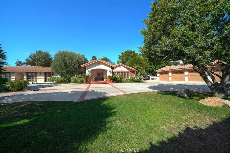 30260 Ynez, Temecula, CA 92592