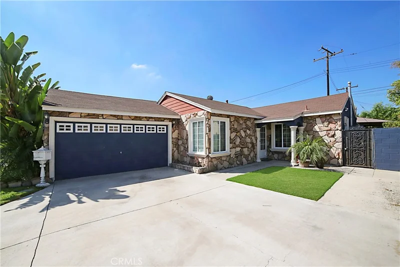 11719 Orr And Day, Norwalk, CA 90650