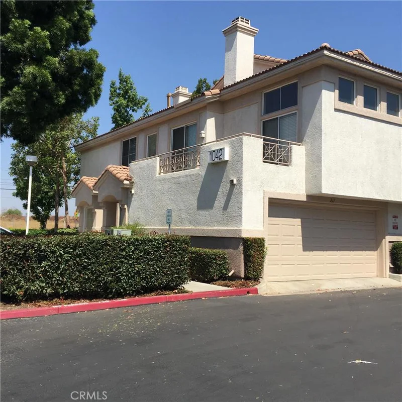 1042 Turner #211, Ontario, CA 91764