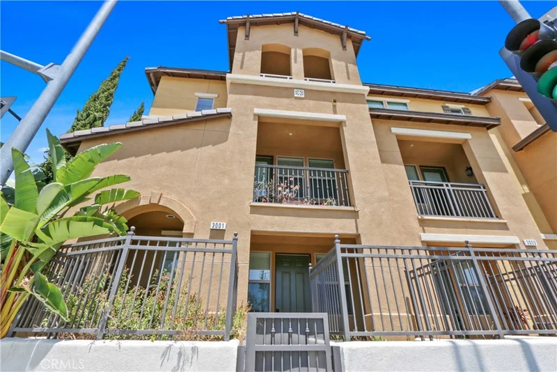 3001 Pacific Coast, Signal Hill, CA 90755