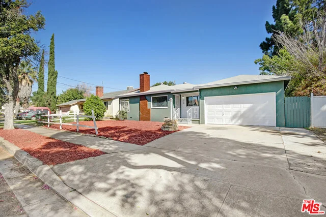 2746 Court, Rialto, CA 92376