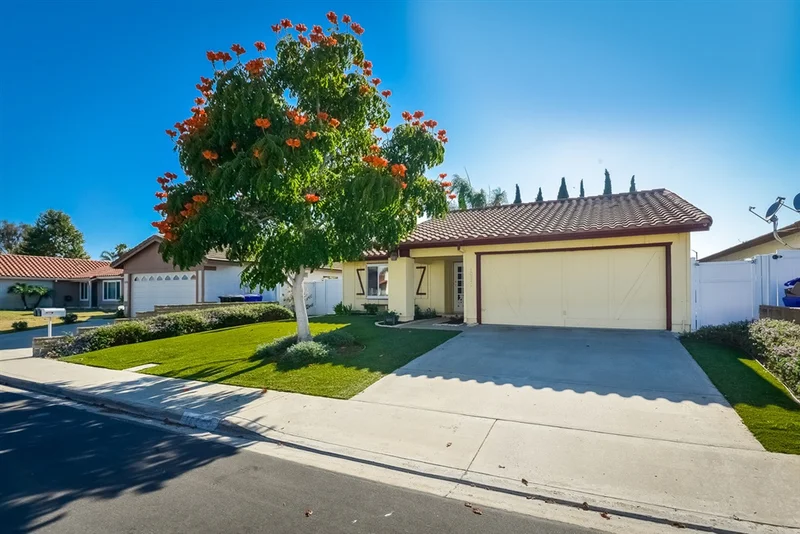 10340 Penrod Ln, San Diego, CA 92126