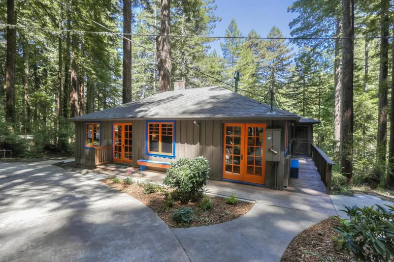 855 Dearborn Park, Pescadero, CA 94060