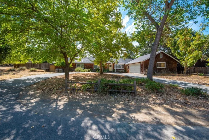 8454 Pine Dorado, Atascadero, CA 93422