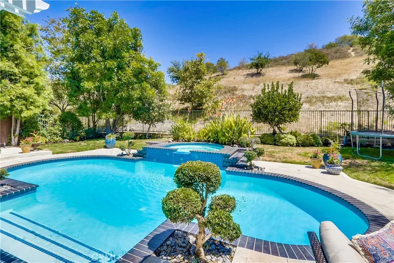 42 Rolling, Rancho Santa Margarita, CA 92688