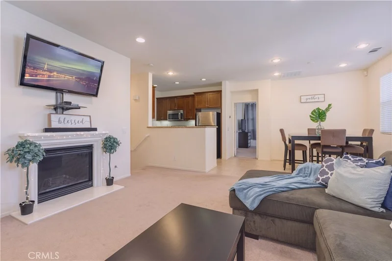 6286 Ancora, Eastvale, CA 91752