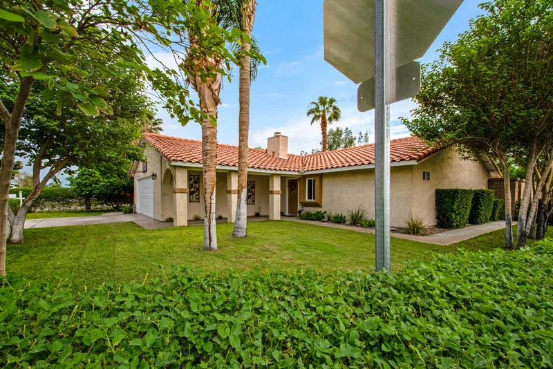 77025 Florida, Palm Desert, CA 92211