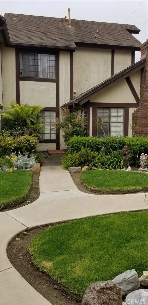 543 Wilson #7, Costa Mesa, CA 92627