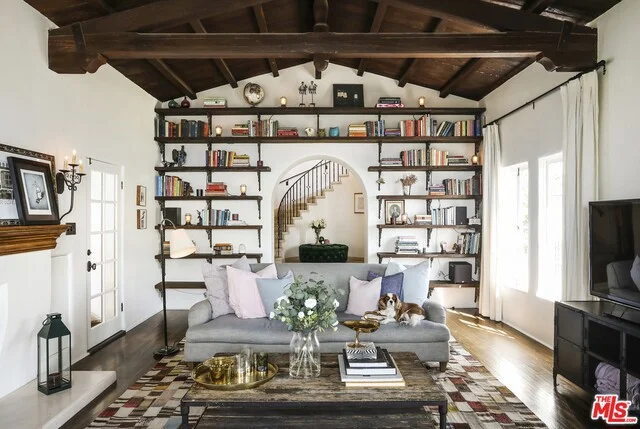 4101 Parva, Los Angeles, CA 90027