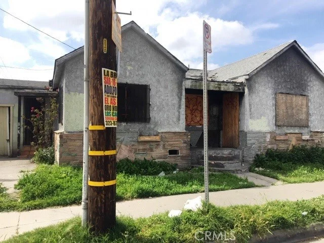 1146 Century, Los Angeles, CA 90002