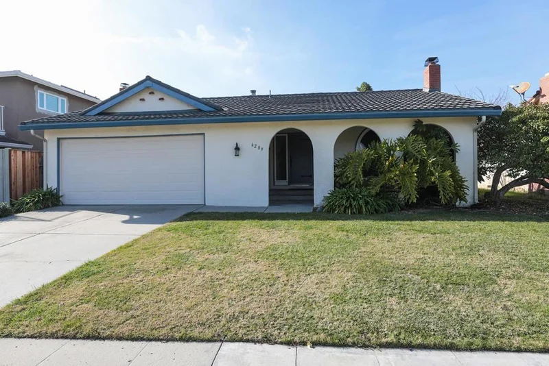6289 Malory, San Jose, CA 95123