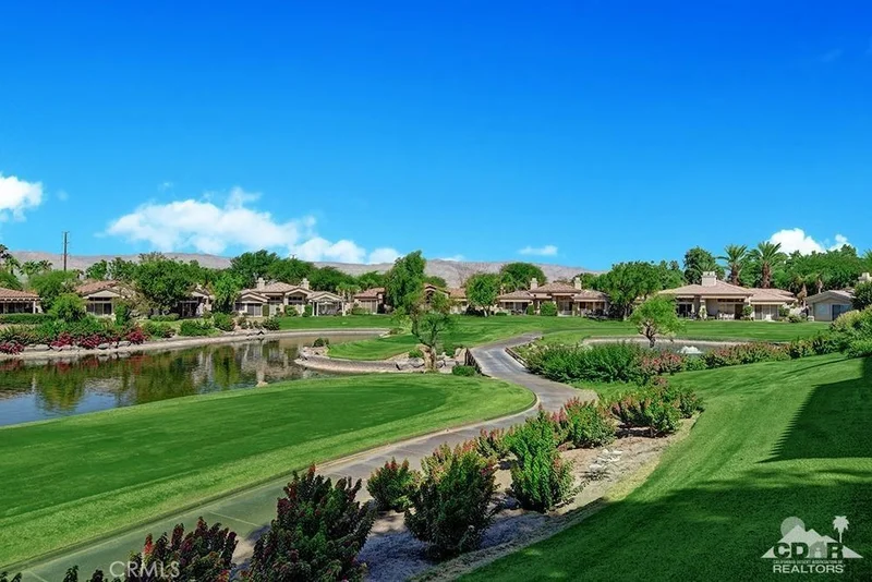 852 Red Arrow, Palm Desert, CA 92211