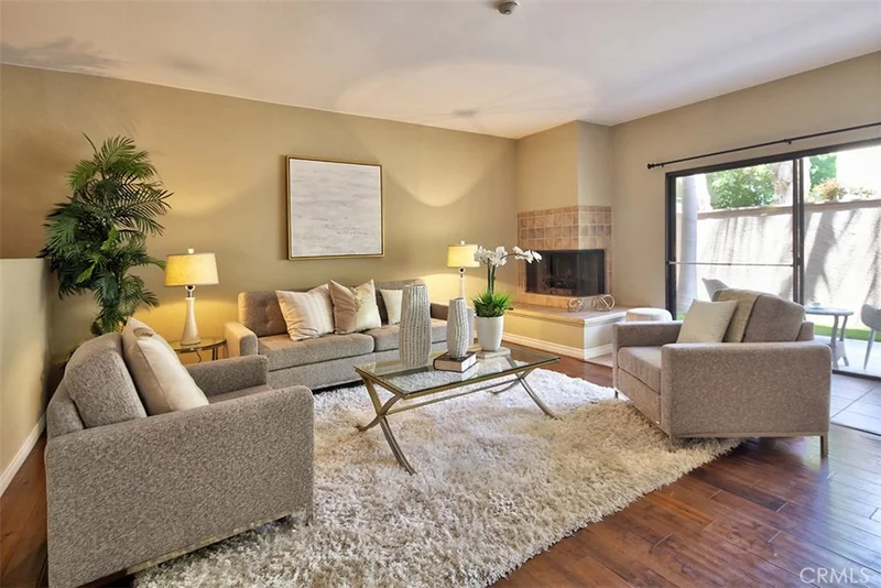 2601 Carnegie Ln#6, Redondo Beach, CA 90278