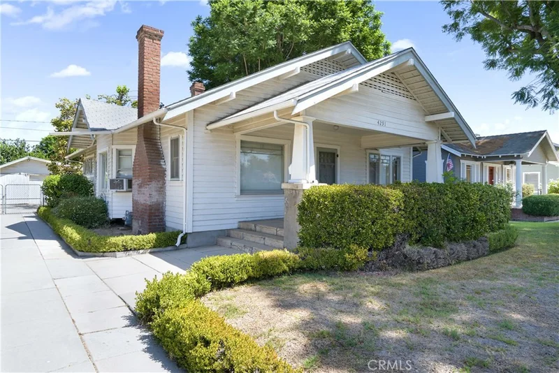 4291 Larchwood, Riverside, CA 92506