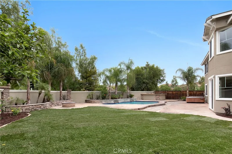 41006 Seafoam, Lake Elsinore, CA 92532