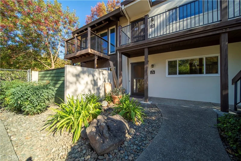 555 Vallombrosa #25, Chico, CA 95926