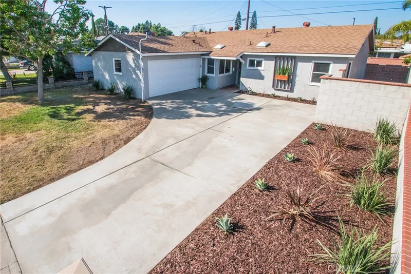 2553 Glencrest, Anaheim, CA 92801