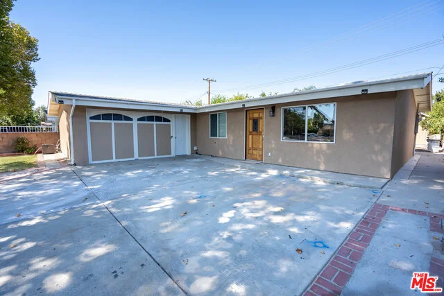 19029 Newhouse, Canyon Country, CA 91351