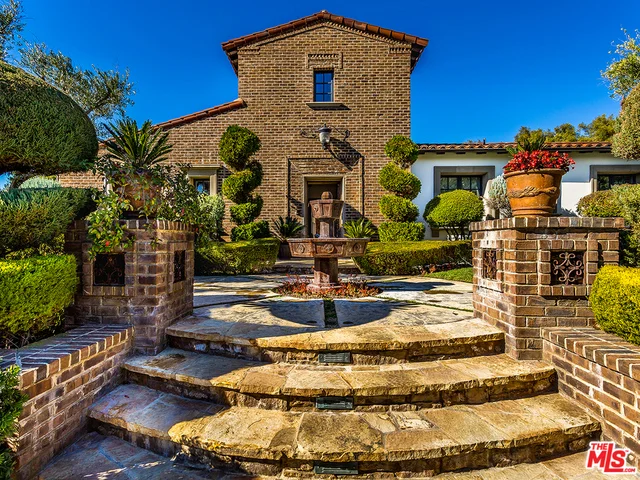 4197 Prado De La Puma, Calabasas, CA 91302