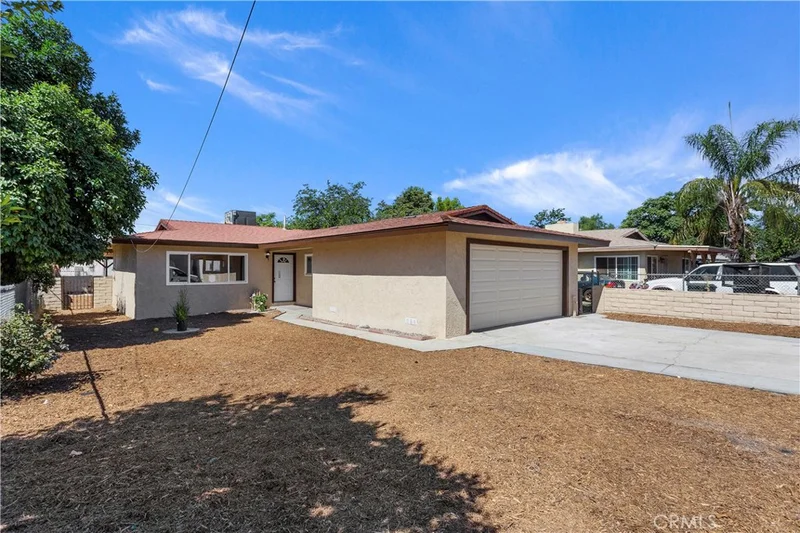124 Dillon, San Jacinto, CA 92583