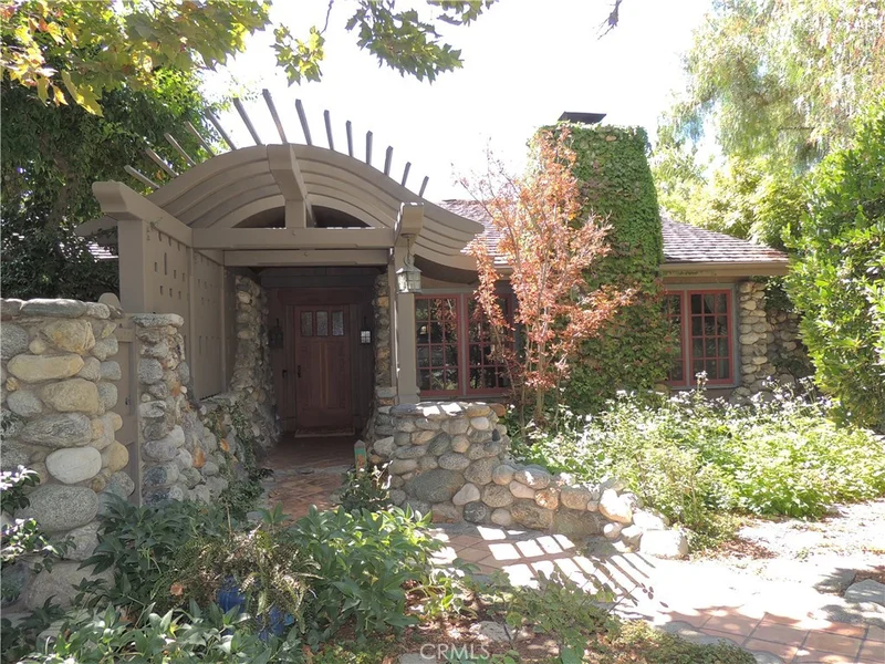 2293 Bonnie Brae, Claremont, CA 91711