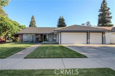 1170 Donna Drive E, Merced, CA 95340