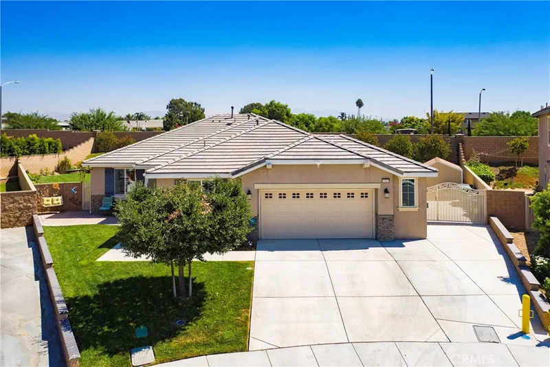 11865 Nuthatch, Jurupa Valley, CA 91752