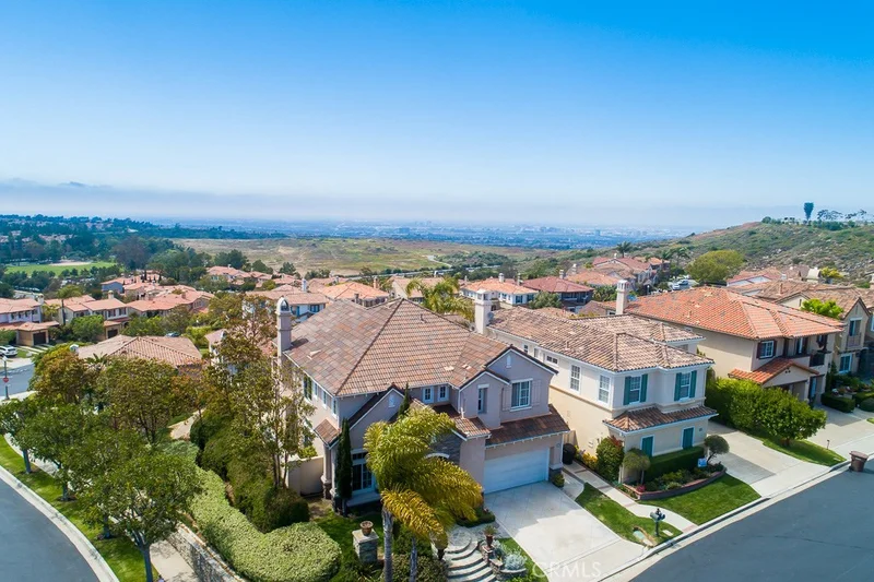 27 Renata, Newport Coast, CA 92657