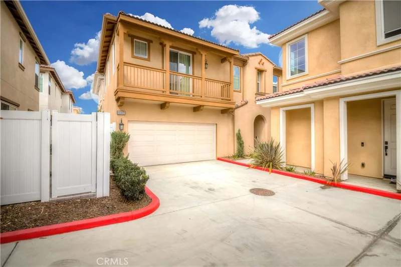 1047 228th, Torrance, CA 90502