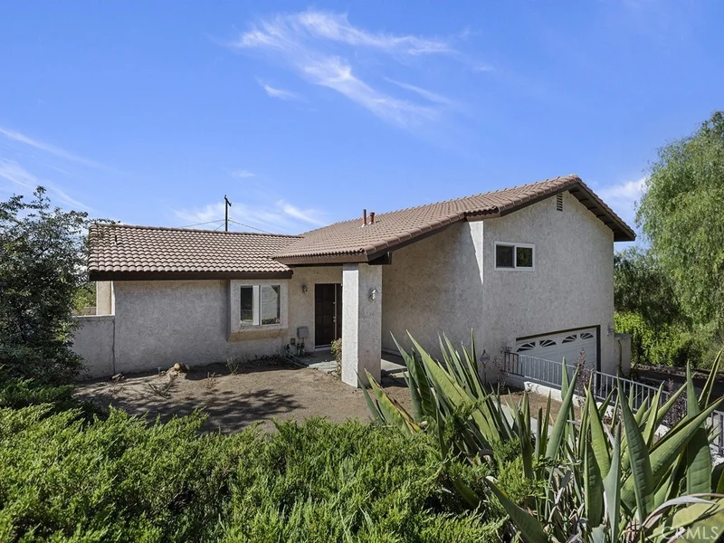 11488 Tulane, Riverside, CA 92507