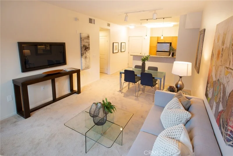 100 Alameda #235, Los Angeles, CA 90012