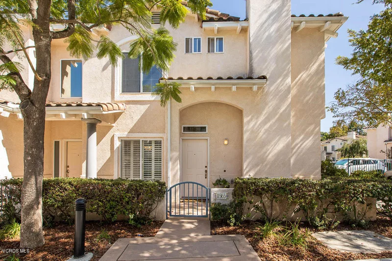 11563 Countrycreek, Moorpark, CA 93021