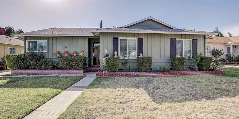 8921 Nestle, Northridge, CA 91325