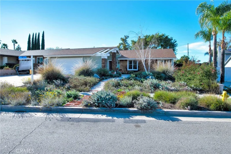 1190 Zircon, Corona, CA 92882