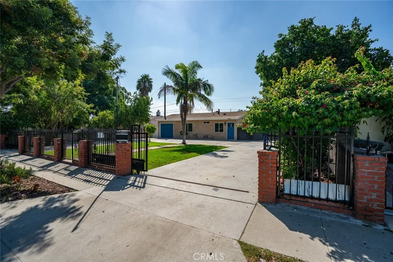 10116 Somerset, Bellflower, CA 90706