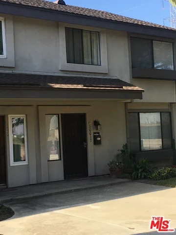 10017 Karmont, South Gate, CA 90280