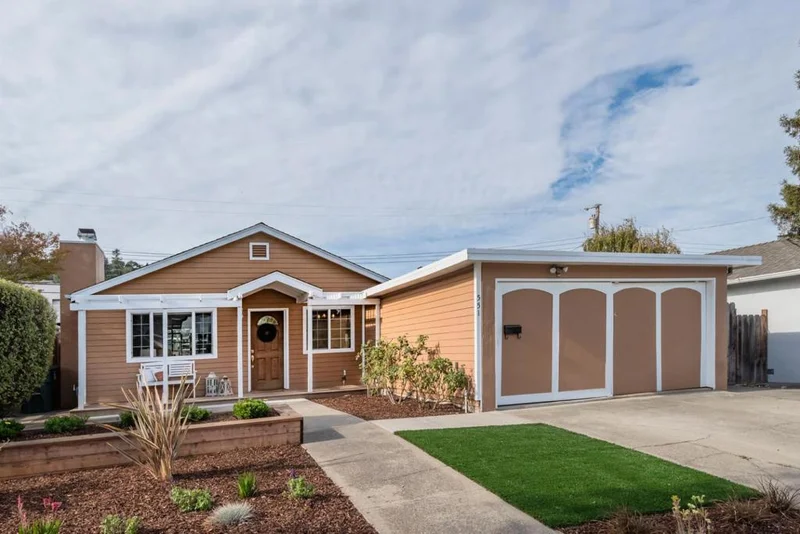 551 Cambridge, Belmont, CA 94002