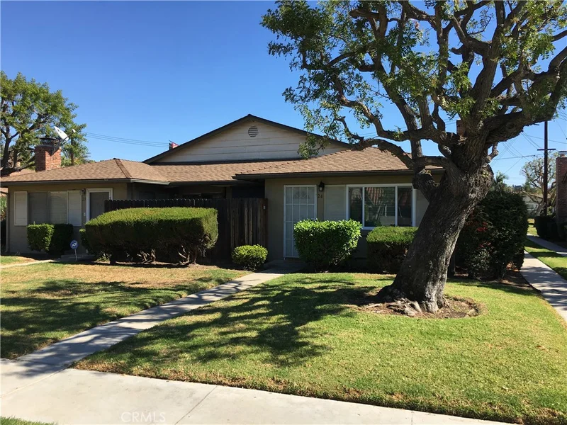 2295 Tustin #24, Orange, CA 92865