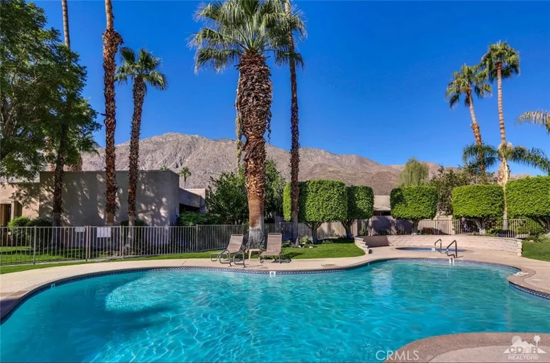 871 Arenas, Palm Springs, CA 92262