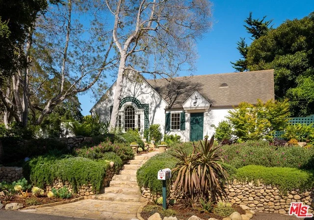 62 Humphrey, Santa Barbara, CA 93108