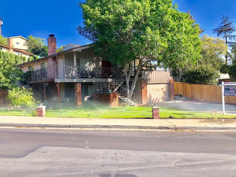 8555 Butte St, La Mesa, CA 91941