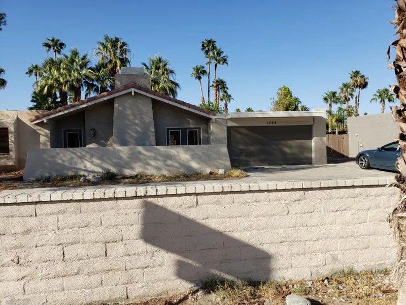 1024 Vista Chino, Palm Springs, CA 92262