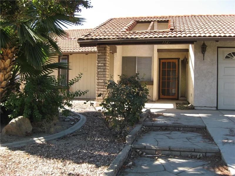 1129 Mayten Tree, Hemet, CA 92545