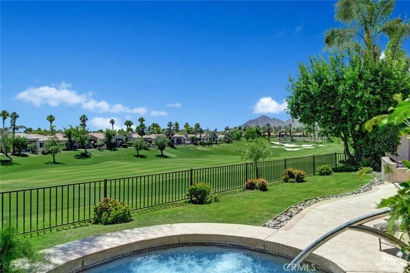 630 Mesa Grande, Palm Desert, CA 92211