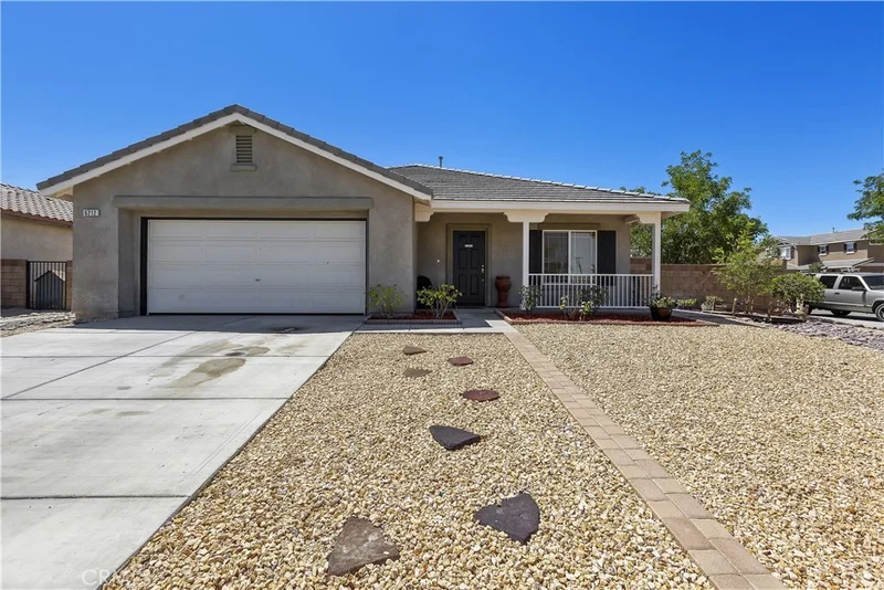 6212 Atlas, Palmdale, CA 93552