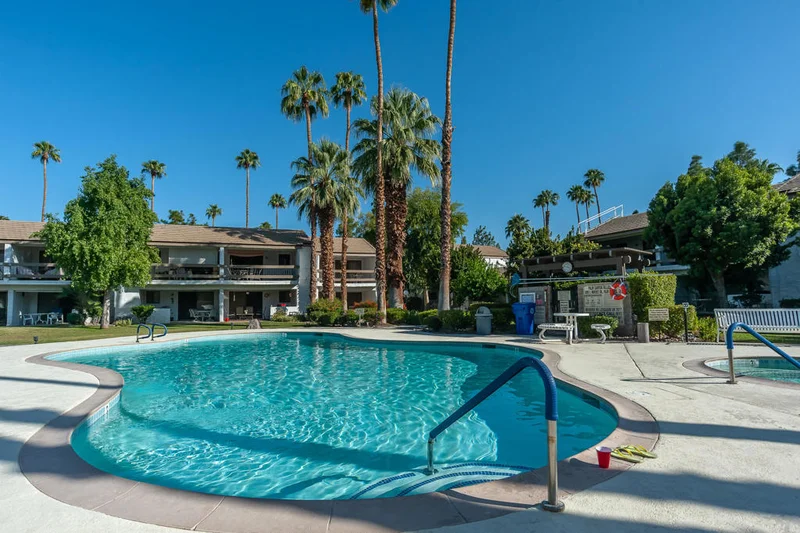 5125 Waverly #B19, Palm Springs, CA 92264